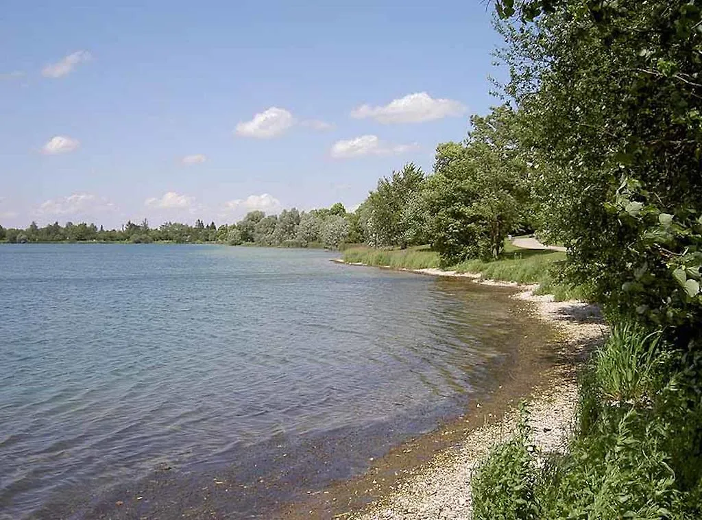 Inn Lakeside Guesthouse Munich Fasanerie Germany