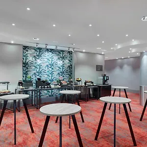 4* מלון Centre By Ihg