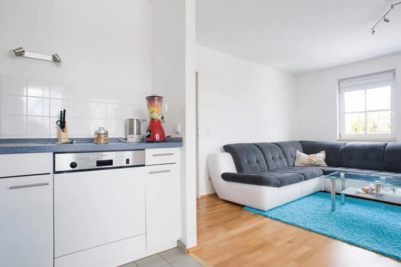 Мини-отель Lakeside Guesthouse Munich Fasanerie