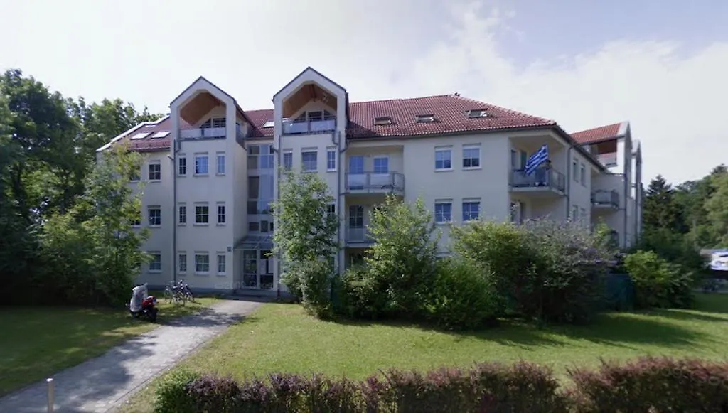Lakeside Guesthouse Munich Fasanerie contacts